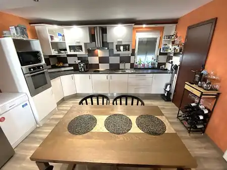 eladó családi ház, Szigetbecse