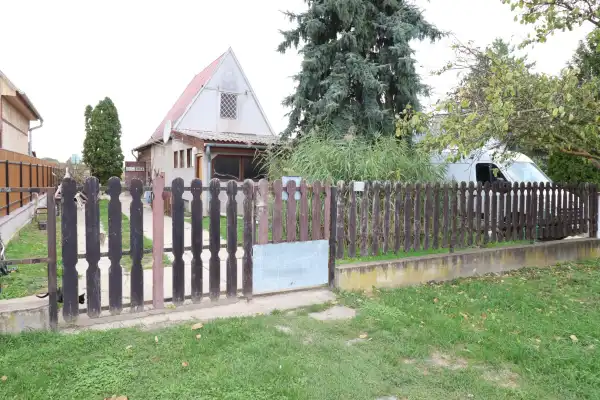 Eladó családi ház, Szigetcsép 1+2 szoba 66 m² 31.9 M Ft