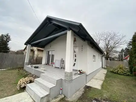 Eladó családi ház, Szigethalom 2 szoba 57 m² 69.9 M Ft