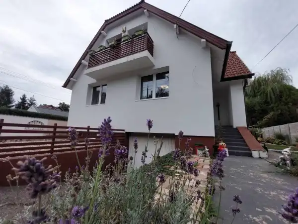 Eladó családi ház, Szigethalom 5 szoba 205 m² 134.9 M Ft