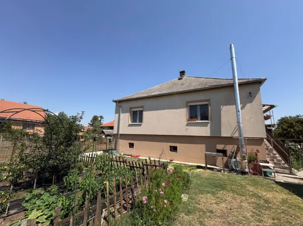 Eladó családi ház, Szigethalom 3 szoba 73 m² 85 M Ft