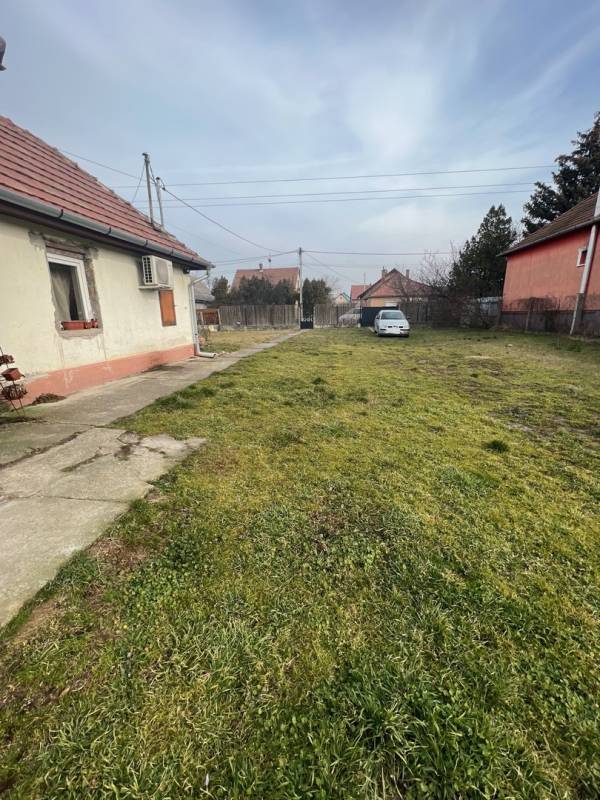 eladó családi ház, Szigethalom