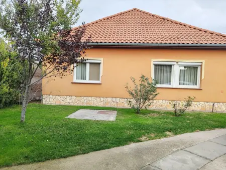 Eladó családi ház, Szigethalom 3 szoba 96 m² 92 M Ft