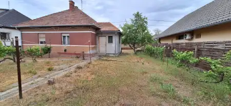 Eladó családi ház, Szigetszentmiklós 3 szoba 82 m² 73.9 M Ft