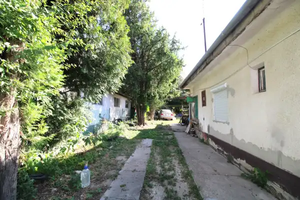 Eladó családi ház, Szigetszentmiklós 3+2 szoba 120 m² 61 M Ft