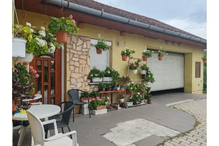 Eladó családi ház, Szigetszentmiklós 5 szoba 163 m² 159.9 M Ft