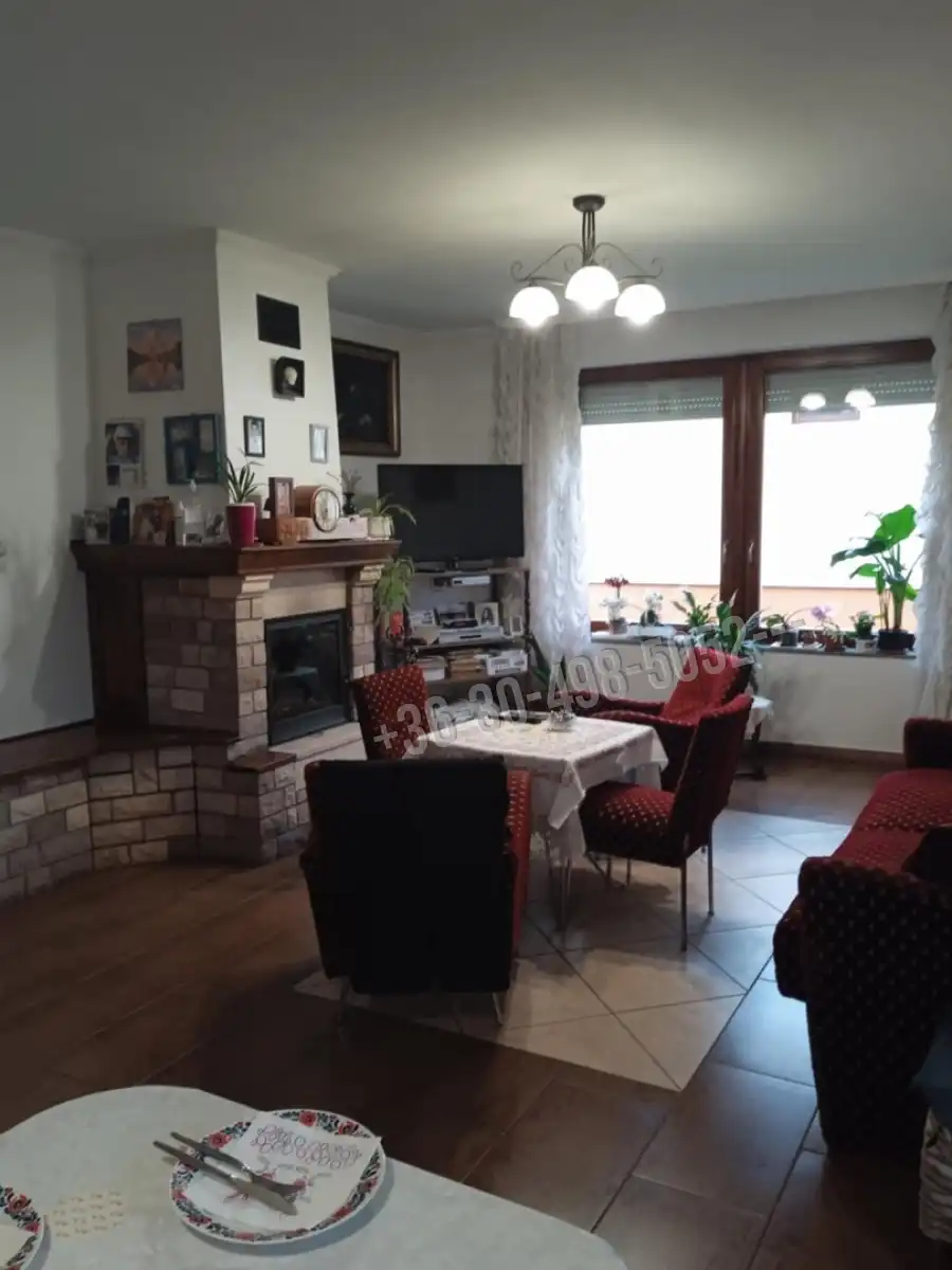eladó családi ház, Szirmabesenyő