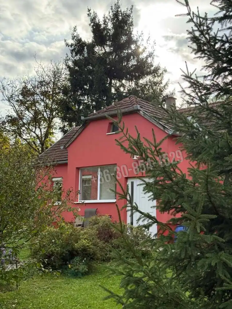 eladó családi ház, Szőce