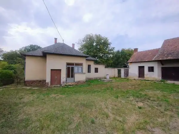 Eladó családi ház, Szőce 2 szoba 86 m² 34.9 M Ft