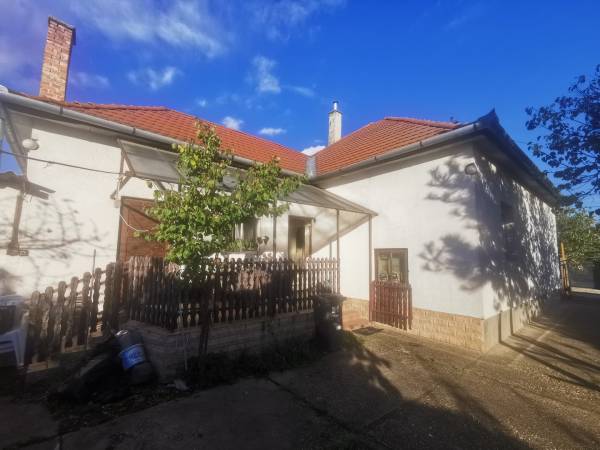 eladó családi ház, Sződliget