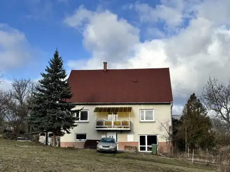 Eladó családi ház, Szokolya 5 szoba 220 m² 99.99 M Ft