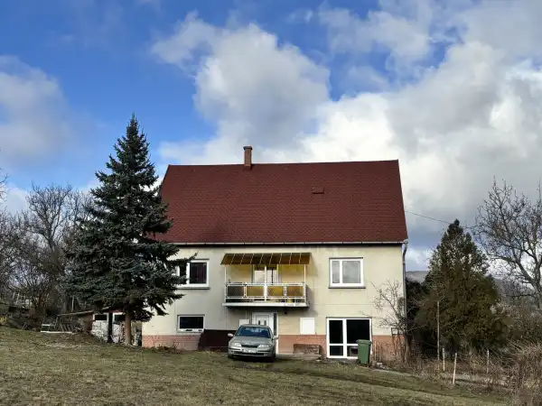 Eladó családi ház, Szokolya 5 szoba 220 m² 99.99 M Ft