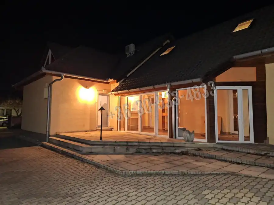 eladó családi ház, Szombathely