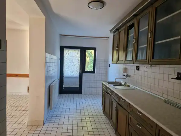 Eladó családi ház, Szügy 6 szoba 180 m² 52 M Ft