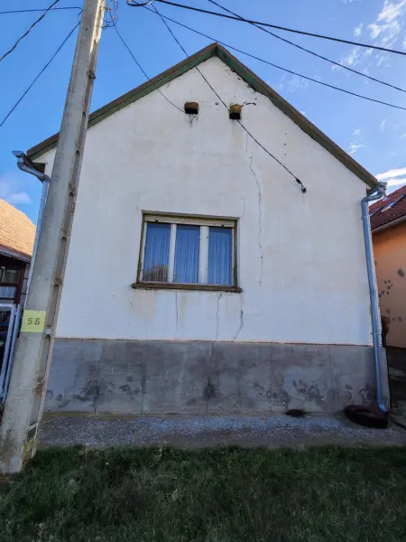 Eladó családi ház, Szűr 3 szoba 88 m² 8.5 M Ft