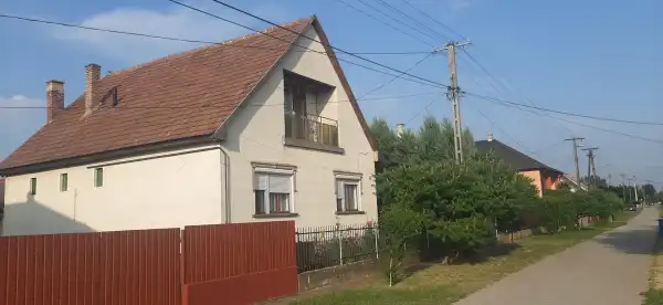 Eladó családi ház, Taktaharkány 3 szoba 81 m² 17.5 M Ft