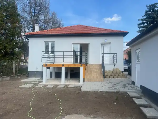 Eladó családi ház, Tatabánya 3 szoba 121 m² 99.99 M Ft