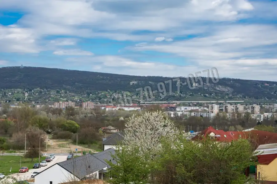 eladó családi ház, Tatabánya