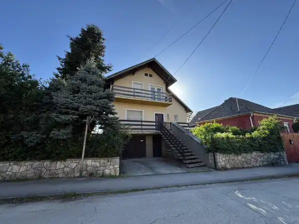 Eladó családi ház, Tatabánya 4 szoba 140 m² 78.9 M Ft