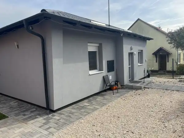 Eladó családi ház, Tatabánya 2 szoba 108 m² 117 M Ft
