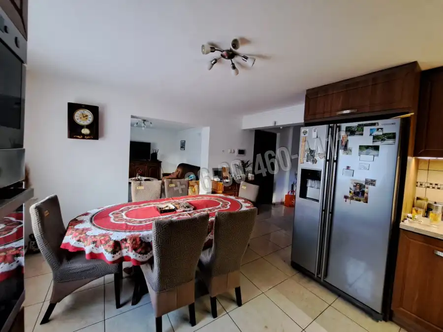 eladó családi ház, Téglás