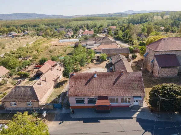 Eladó családi ház, Tereske 4 szoba 176 m² 19.9 M Ft