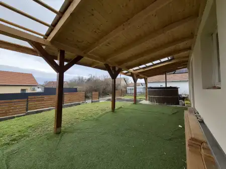 Eladó családi ház, Tiszafüred 3 szoba 105 m² 56.5 M Ft