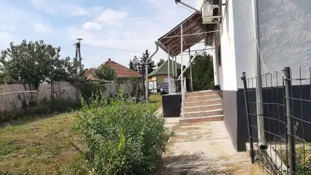 eladó családi ház, Tiszalúc