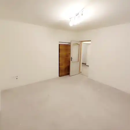 eladó családi ház, Tolmács