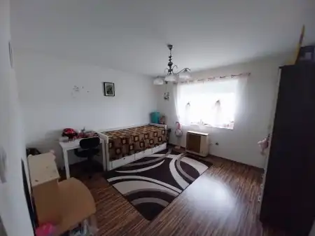 Eladó családi ház, Tura 2+1 szoba 80 m² 55 M Ft