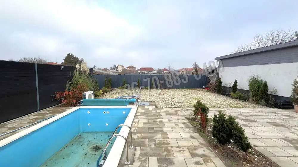 Pest megye - Újhartyán