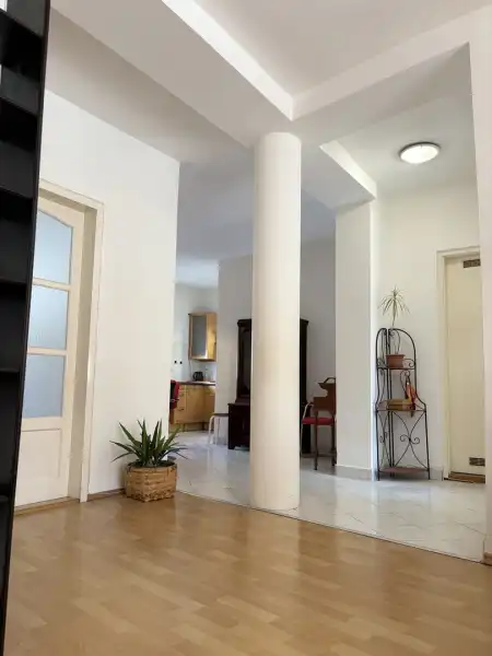 eladó családi ház, Vác