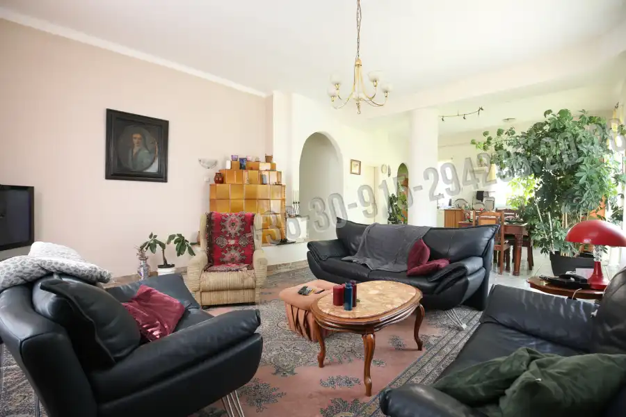 eladó családi ház, Vác