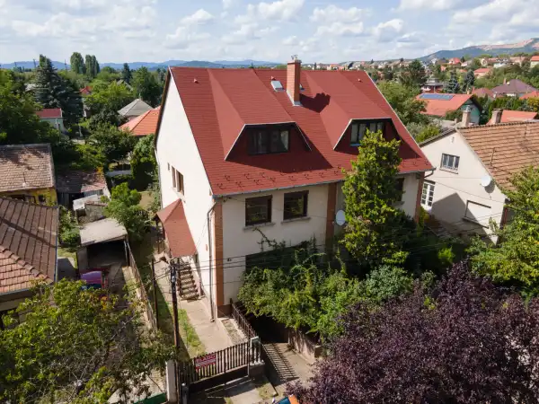 Eladó családi ház, Vác 5 szoba 194 m² 119 M Ft