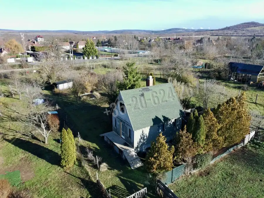 eladó családi ház, Vác