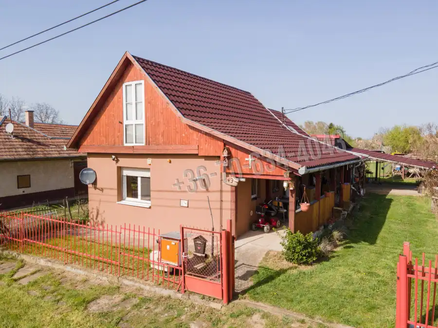 eladó családi ház, Vámosmikola