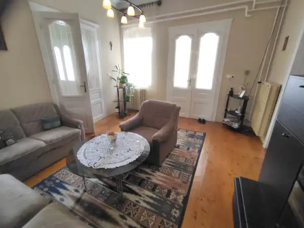 Eladó családi ház, Véménd 5 szoba 194 m² 46.9 M Ft