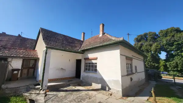 Eladó családi ház, Vereb 2 szoba 72 m² 22.9 M Ft