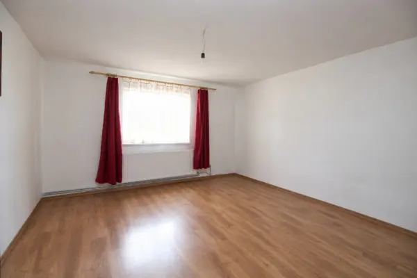 Eladó családi ház, Veresegyház 3 szoba 80 m² 79.9 M Ft