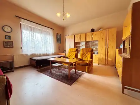 eladó családi ház, Verőce