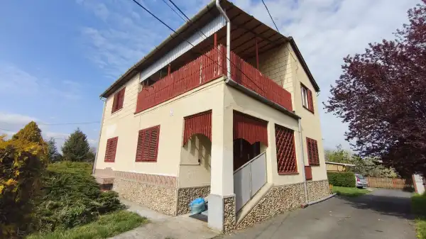 Eladó családi ház, Zagyvaszántó 3+2 szoba 150 m² 57.9 M Ft