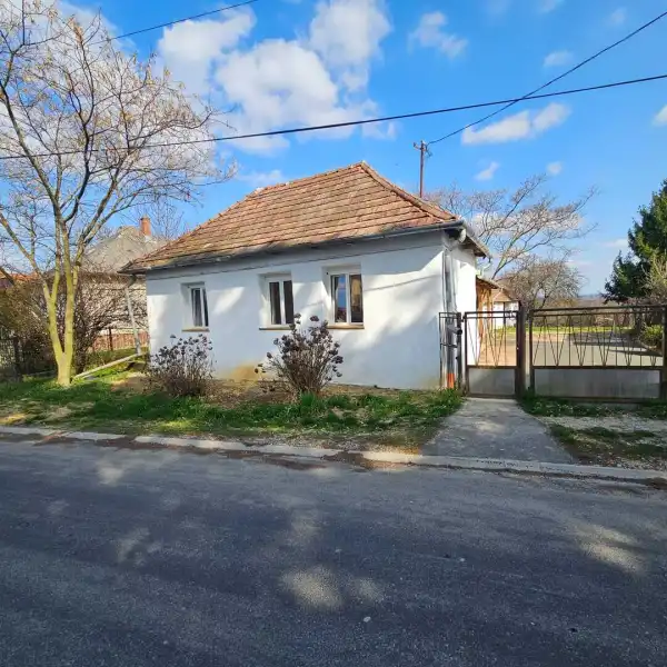 Eladó családi ház, Zalaegerszeg 2 szoba 98 m² 57 M Ft