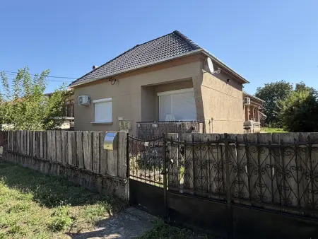 eladó családi ház, Zalakaros