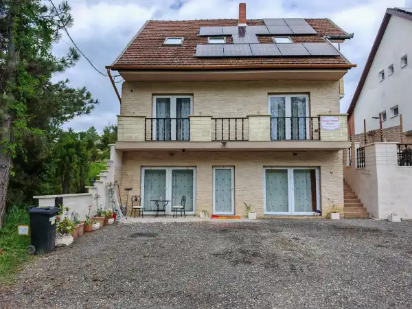 Eladó családi ház, Zalakaros 5+1 szoba 246 m² 79.9 M Ft