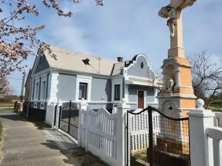 eladó családi ház, Zalakomár