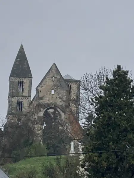 Eladó családi ház, Zsámbék 2 szoba 80 m² 58 M Ft