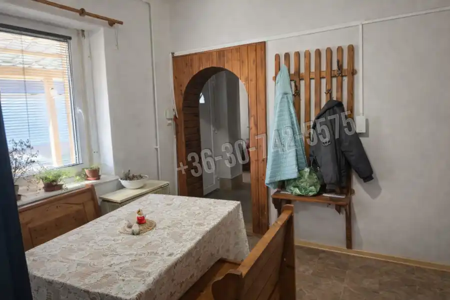 eladó családi ház, Zsámbok