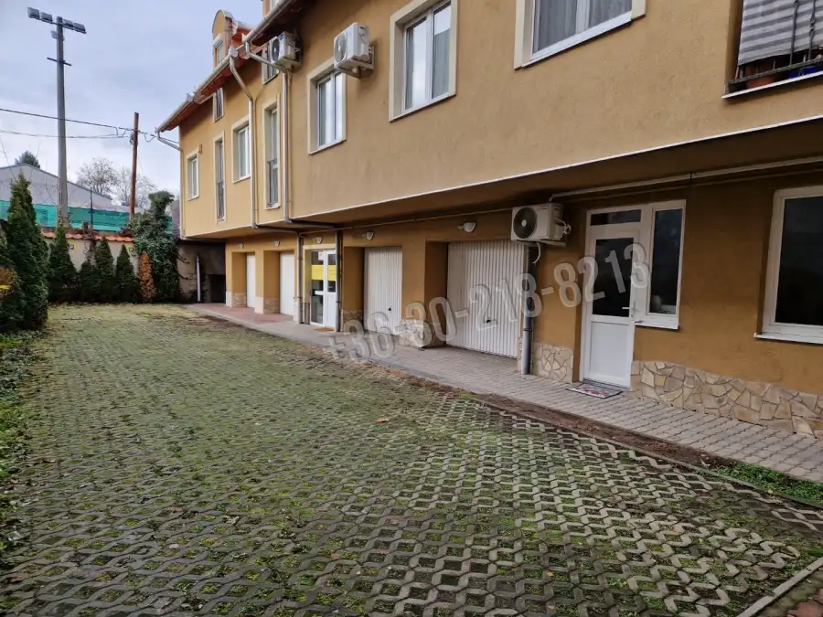 eladó garázs, Eger