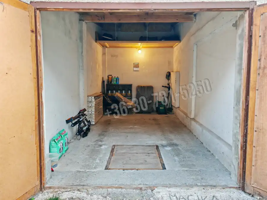 eladó garázs, Eger