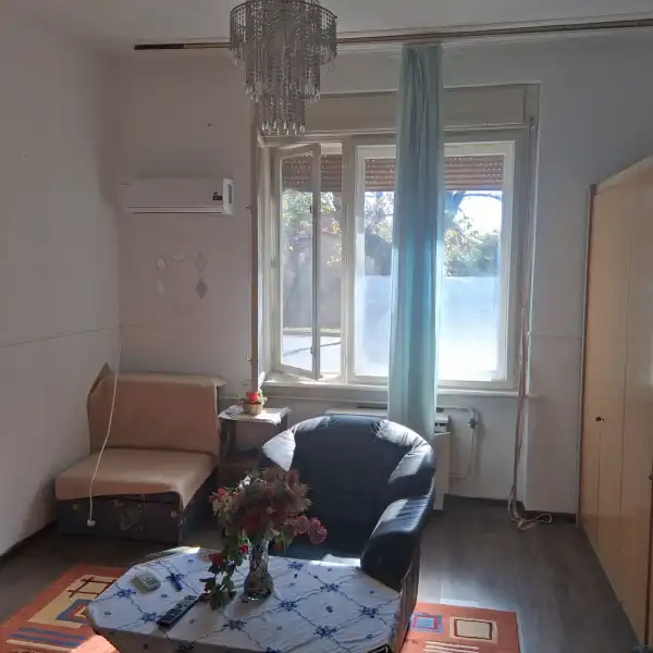 Eladó házrész, Békéscsaba 2 szoba 56 m² 17.7 M Ft